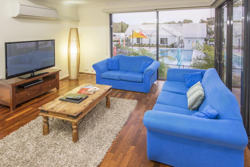 Cape View Beach Resort WEST COAST ภายนอก รูปภาพ
