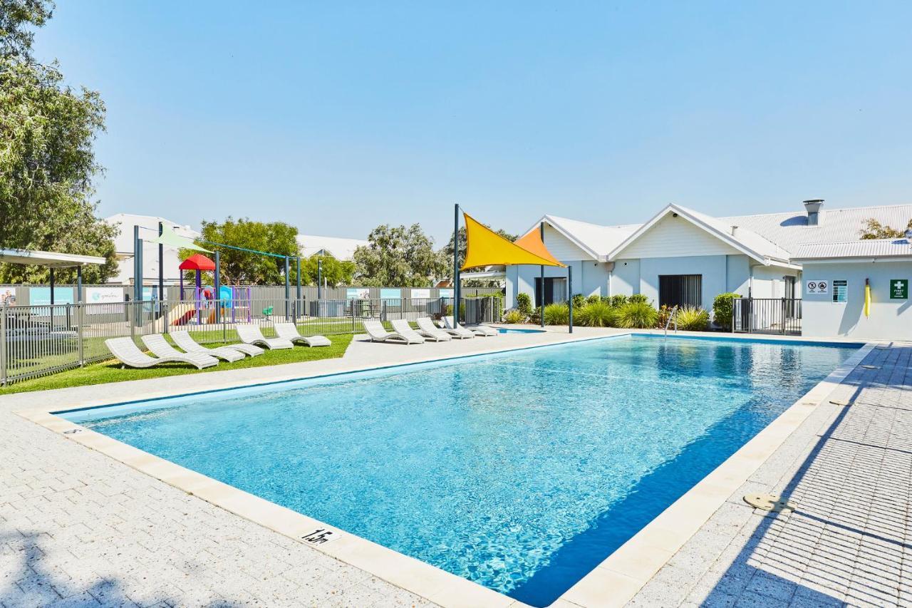 Cape View Beach Resort WEST COAST ภายนอก รูปภาพ