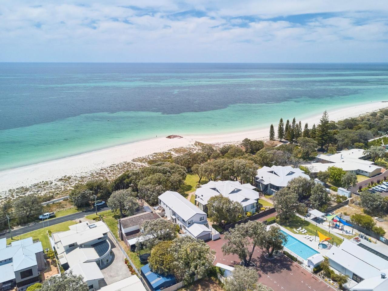 Cape View Beach Resort WEST COAST ภายนอก รูปภาพ