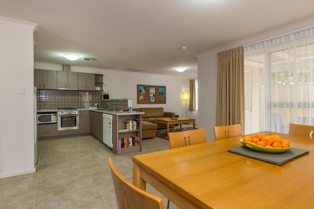 Cape View Beach Resort WEST COAST ภายนอก รูปภาพ